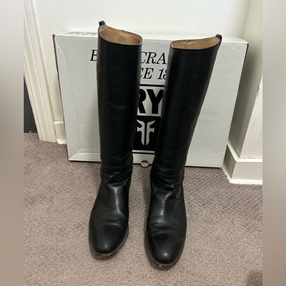 Frye Shoes - Frye LINDSAY PLATE Pull on Boots